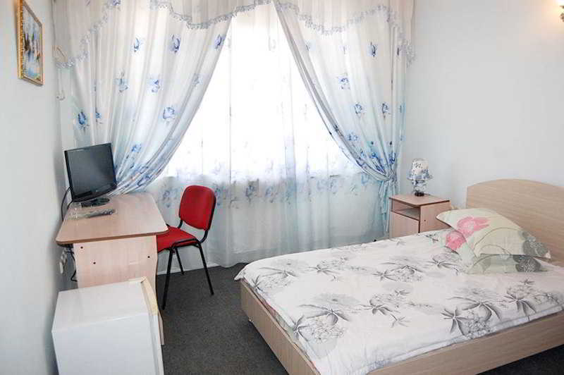Asson Hotel Термиз Екстериор снимка