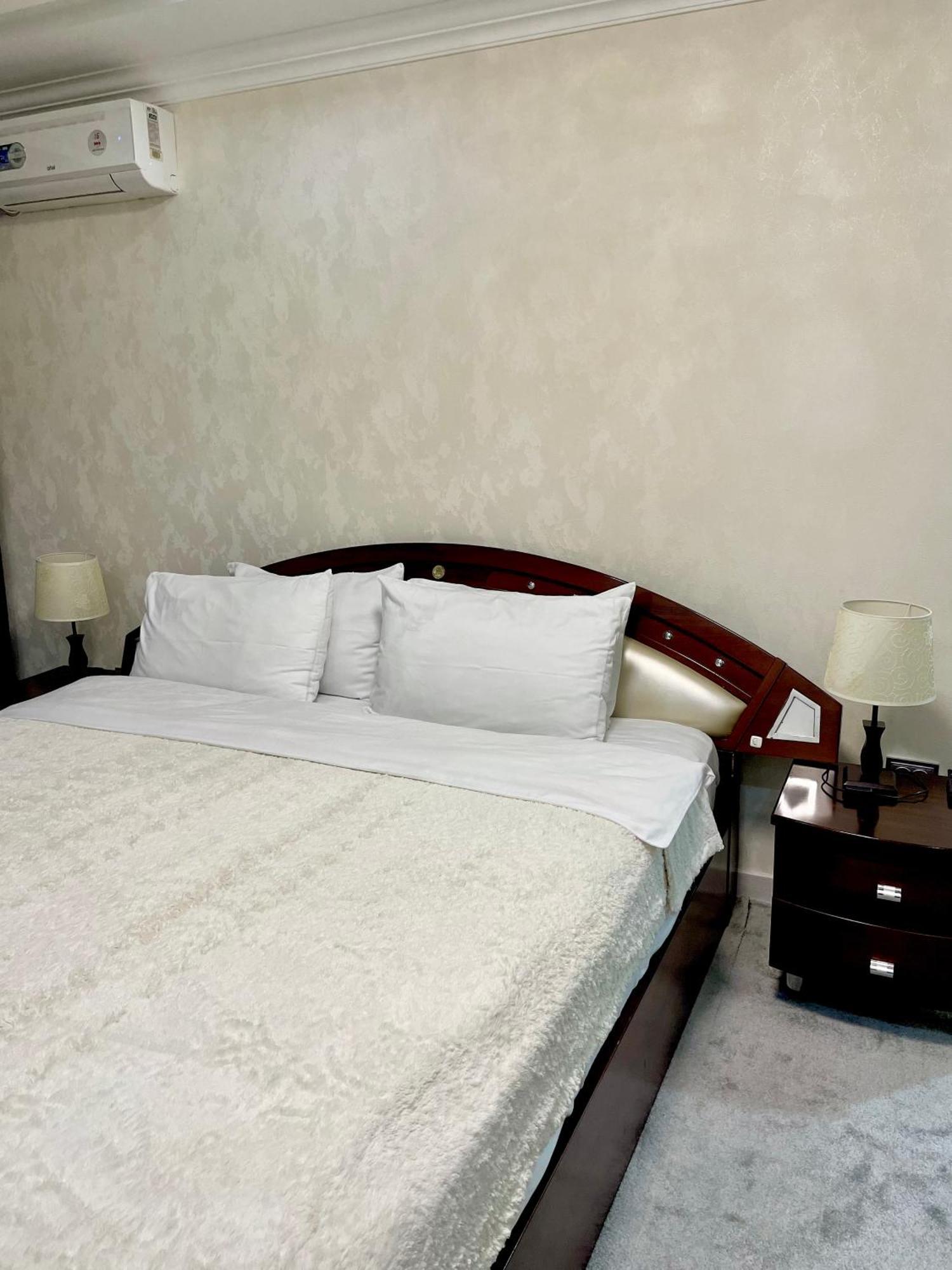 Asson Hotel Термиз Екстериор снимка