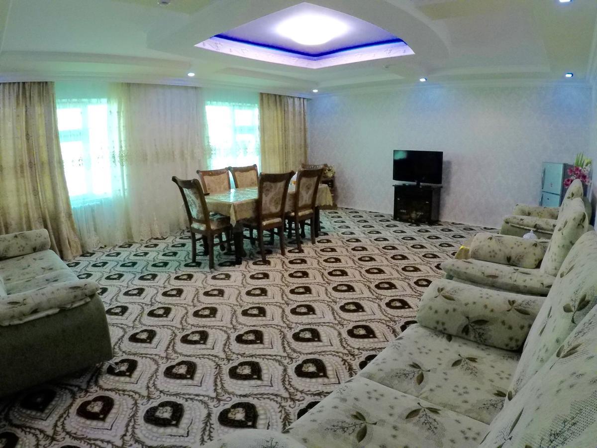 Asson Hotel Термиз Екстериор снимка